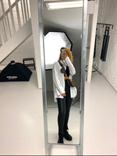 Load image into Gallery viewer, Flora oversized blouse

