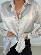 Load image into Gallery viewer, Lola blouse
