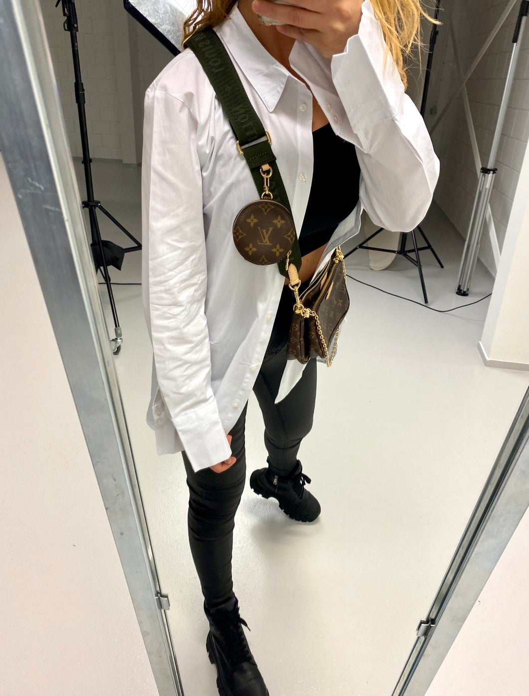 Flora oversized blouse