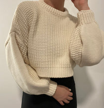 Load image into Gallery viewer, Melanie crop knit
