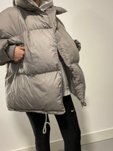 Load image into Gallery viewer, Sady puffer
