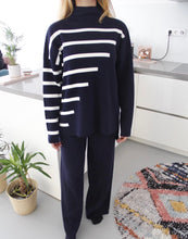 Load image into Gallery viewer, Luna stripes set
