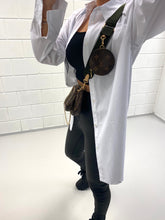 Load image into Gallery viewer, Flora oversized blouse
